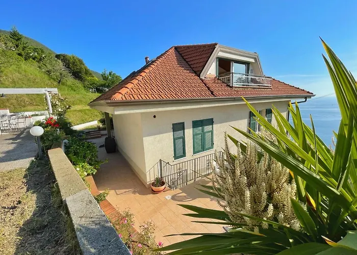 Appartamento Moneglia Villa *